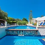 Вилла Cretan Castle
