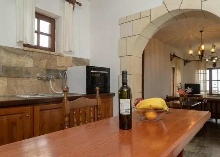 Villa Cretan Castle *