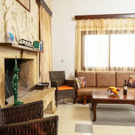 Cretan Castle Villa *