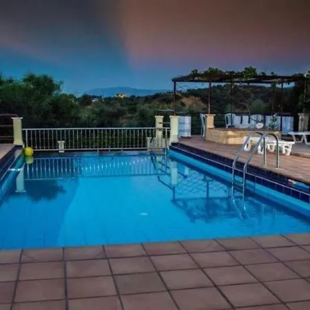 Villa Cretan Castle *