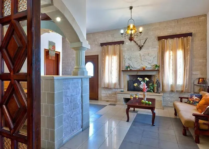 Villa Cretan Castle *