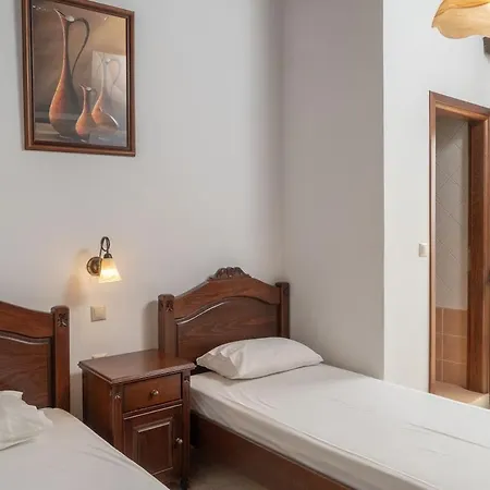 Cretan Castle خانيا