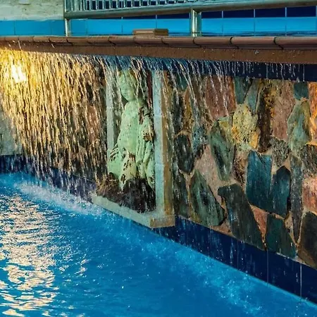 فيلة Cretan Castle *