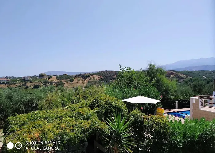 Cretan Castle Villa *